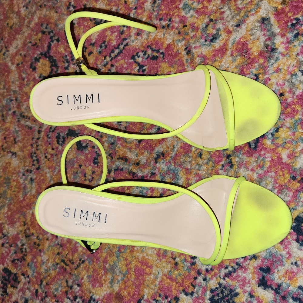 Simmi London Neon Cassie Starppy Heels Size 7